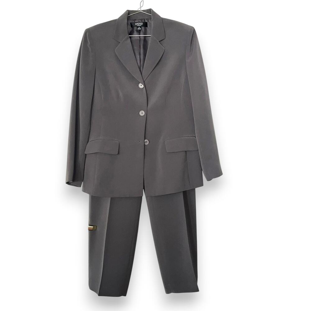 Kasper Women's 2 piece pant suit | Size 12 | EUC | Gray